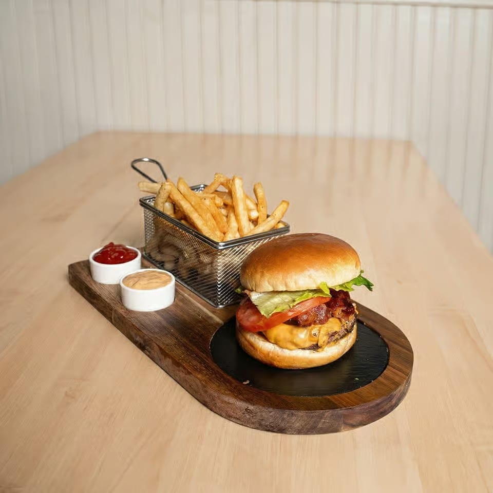 Mob Sauce Burger.