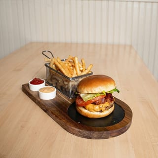 Mob Sauce Burger
