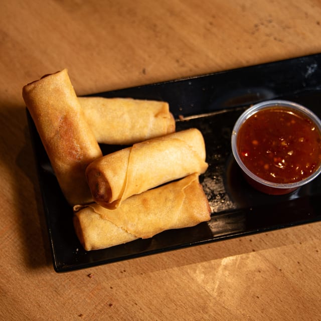 Veg Spring Roll 4 Pieces.